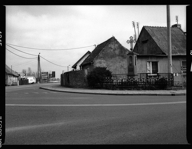 Scan-120426-0008.jpg